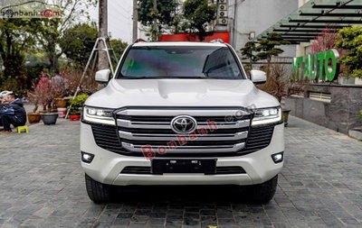Xe Toyota Land Cruiser 3.5 V6 2022