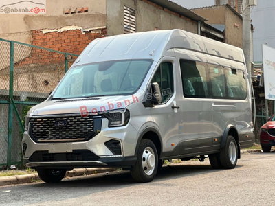 Xe Ford Transit Premium+ 2026