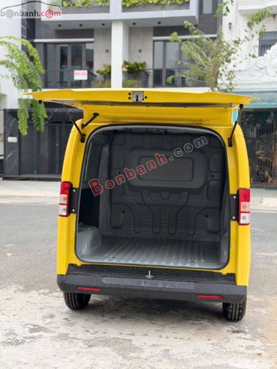 Xe VinFast EC Van AT 2025