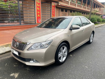 Toyota Camry 2013 2.5Q xe sếp giá công nhân
