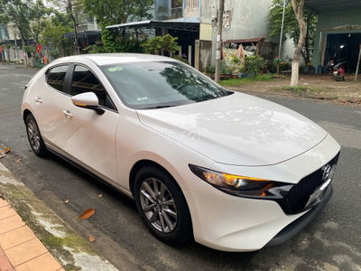 Mazda3 Hatchback 2019 Deluxe Trắng odo 1,7 vạn mới