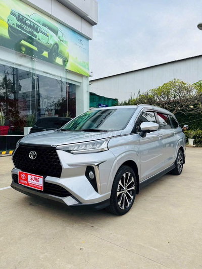 Toyota Veloz Cross 2023 Bạc