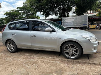 Hyundai i30 2009 1.6 AT - 80000 km