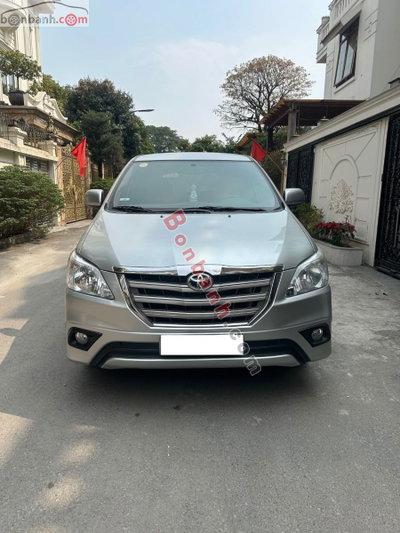 Xe Toyota Innova 2.0G 2014