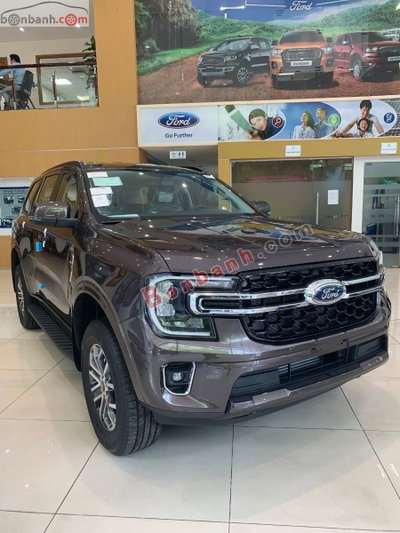 Xe Ford Everest Ambiente 2.0L 4x2 AT 2026