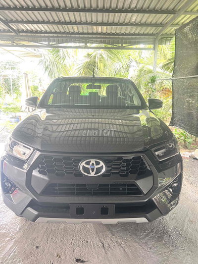 Toyota Hilux Xám