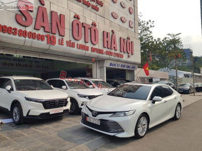 Xe Toyota Camry 2.5Q 2020