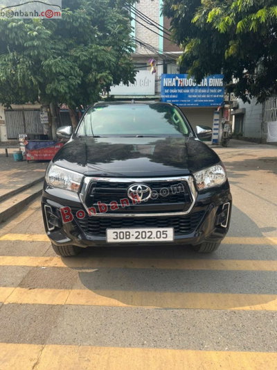 Xe Toyota Hilux 2.4E 4x2 AT 2018