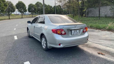 Toyota Altis 2009 Bạc