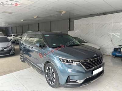 Xe Kia Carnival Signature 2.2D 2023
