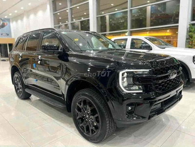 2026 Ford Everest Sport đưa trước 350tr0 nhận xe
