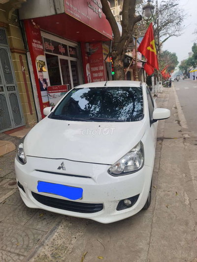 Mitsubishi Mirage 2013 Trắng