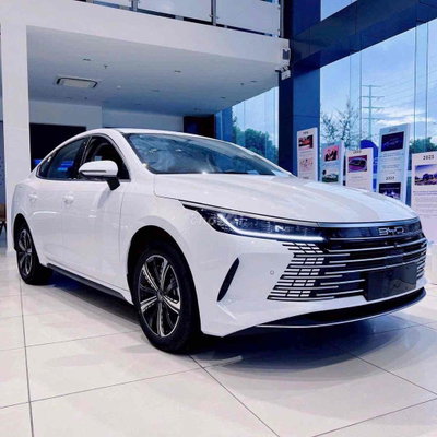 BYD SEAL 5 chỗ Trắng