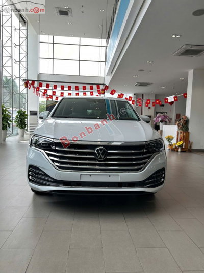 Xe Volkswagen Viloran Luxury 2025