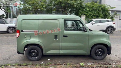 Xe VinFast EC Van AT 2026