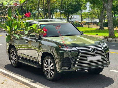Xe Lexus LX 600 Urban 2025