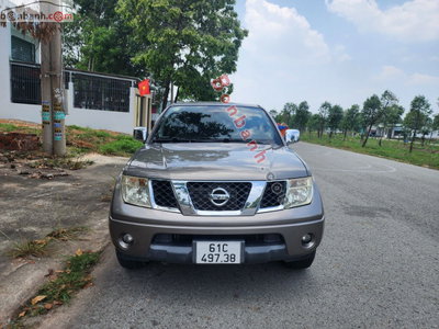 Xe Nissan Navara LE 2.5MT 4WD 2013