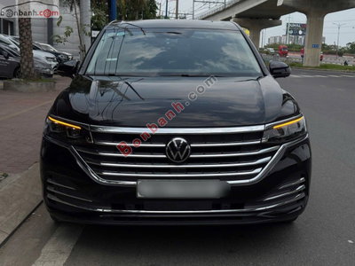 Xe Volkswagen Viloran Luxury 2024