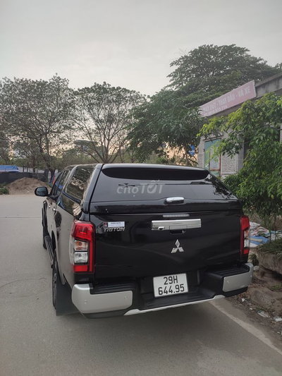 Mitsubishi Triton 2022 GLX 4x2 AT 65.000 km Đen