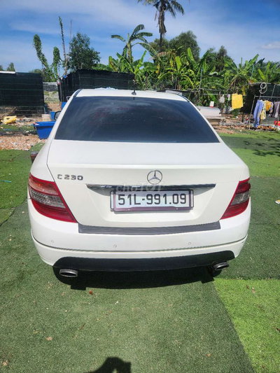 Mercedes-Benz C230 Trắng
