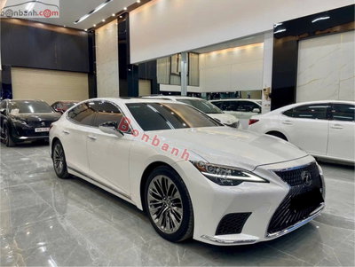 Xe Lexus LS 500 2023