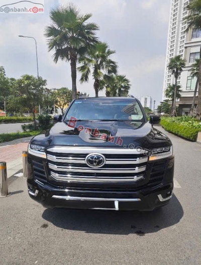 Xe Toyota Land Cruiser 3.5 V6 2022