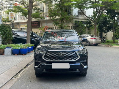 Xe Toyota Innova Cross HEV 2.0 CVT 2024