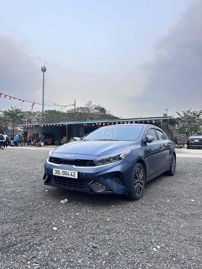 Kia K3 2024 - 700000 km
