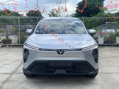 Xe VinFast Limo Green AT 2026