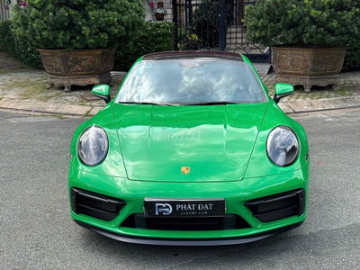 Porsche 911 Carrera 4GTS 2023