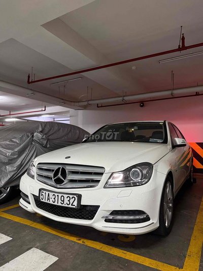 Cần bán Mercedes Benz C Class 2011 C200