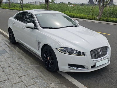 Jaguar XF 2014 2.0 Trắng