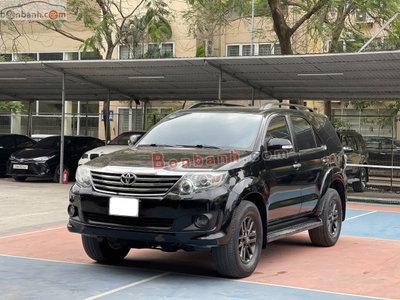 Xe Toyota Fortuner 2.7V 4x4 AT 2013