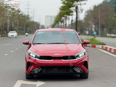 Xe Kia K3 Premium 2.0 AT 2022
