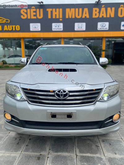 Xe Toyota Fortuner 2.5G 2015