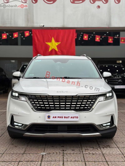 Xe Kia Carnival Signature 2.2D 2022