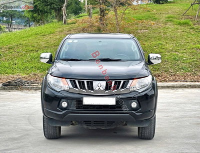 Xe Mitsubishi Triton 4x2 AT 2018