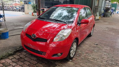 Xe Toyota Yaris 1.3 AT 2010