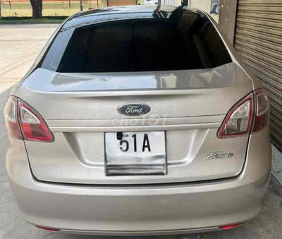 Ford Fiesta 2011 1.6 AT Sedan - 130000 km