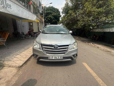 Toyota Innova 2015 - 98000 km