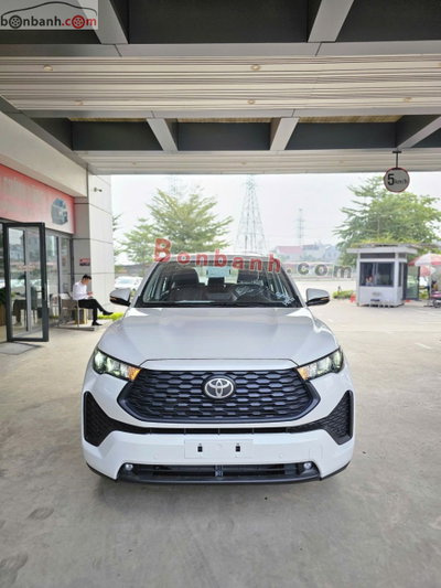 Xe Toyota Innova Cross 2.0G CVT 2026