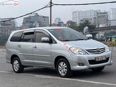 Xe Toyota Innova G 2011