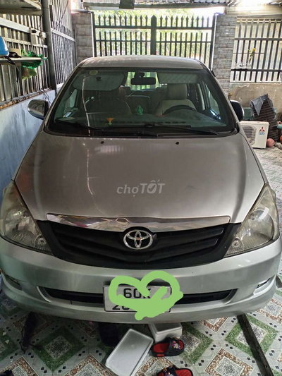 Toyota Innova 2007 8 chỗ Bạc