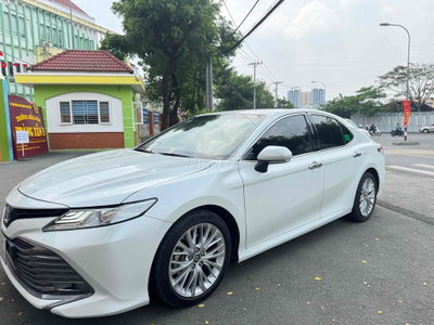 Toyota Camry 2021 2.5Q - 54000 km