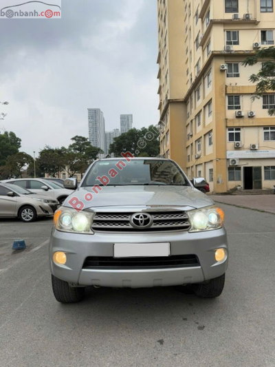 Xe Toyota Fortuner 2.7V 4x4 AT 2009