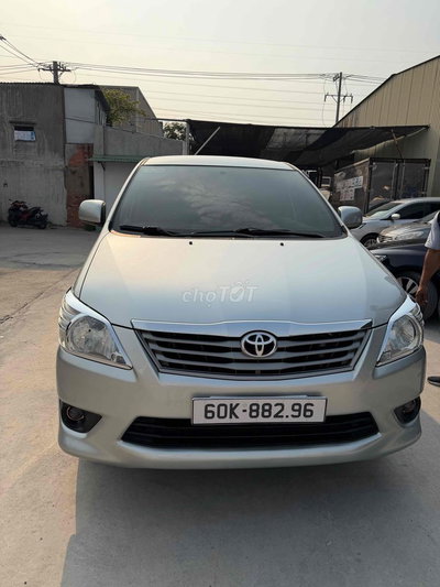 Toyota Innova 2013 Bạc Tự động