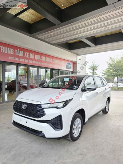 Xe Toyota Innova Cross 2.0G CVT 2026
