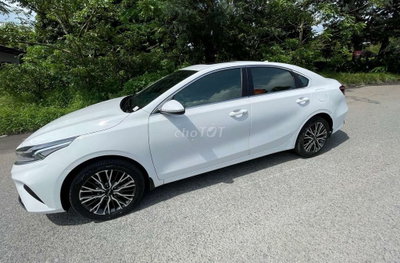 Kia K3 premium 1.6AT 2023 Trắng 5 chỗ Tự động