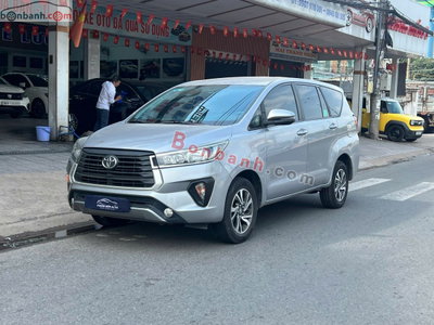 Xe Toyota Innova 2.0E 2020