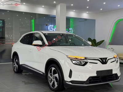 Xe VinFast VF8 Eco AWD 2023